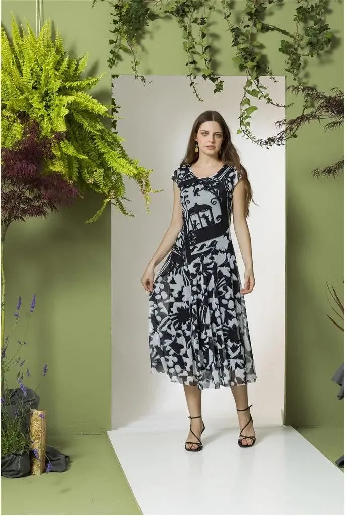 Maloka: At The Opera Monochromatic Dress