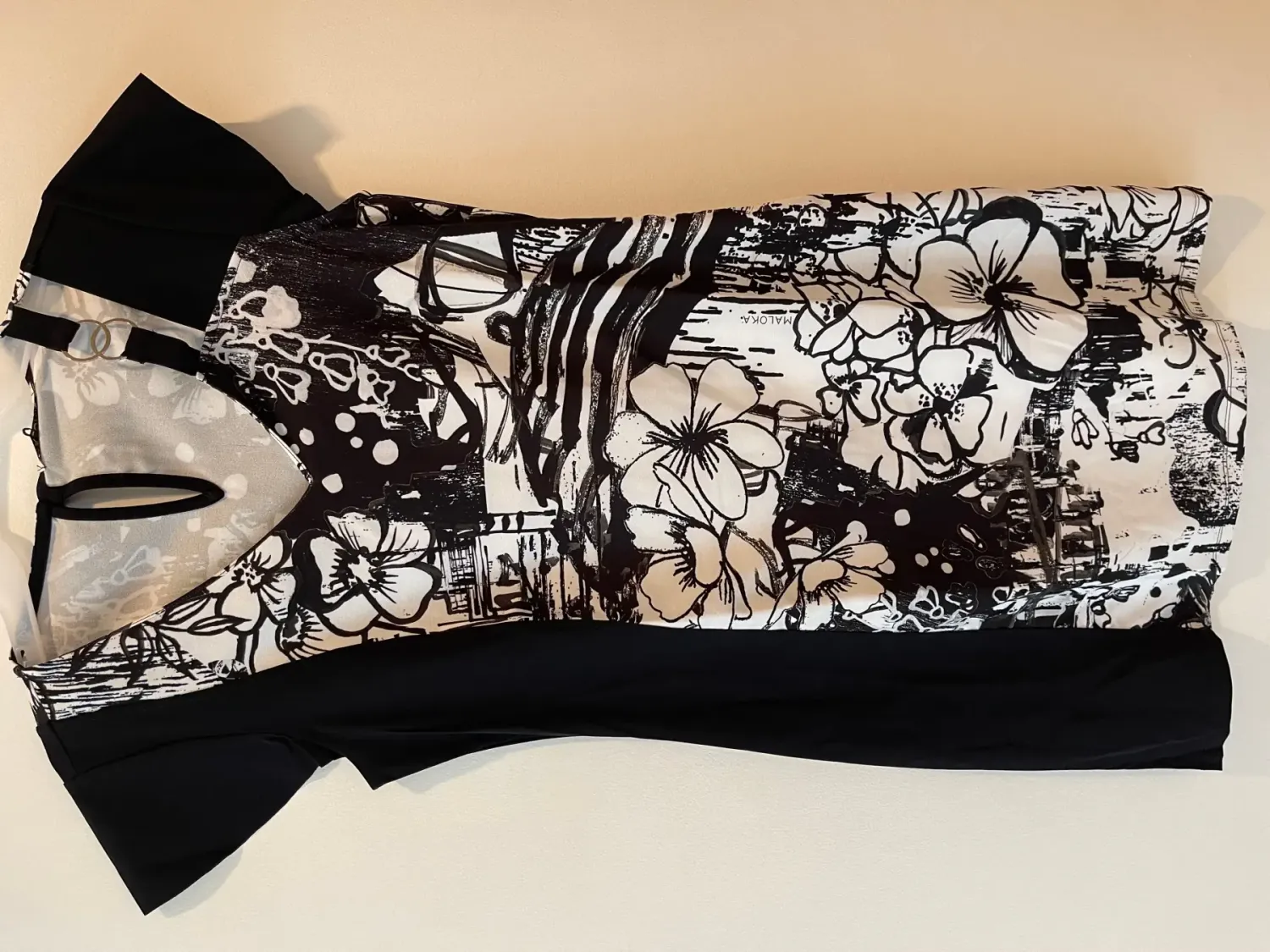 Maloka: White Petals Contrast Sundress