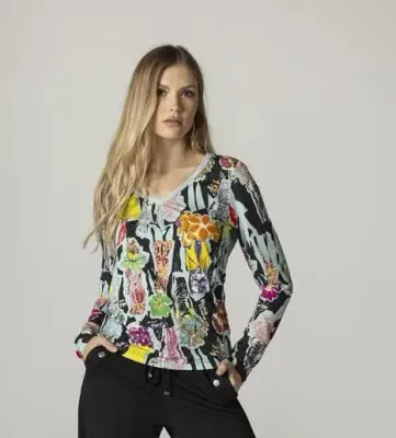 Maloka: Flower Art Show Sweater Top