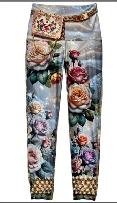 IPNG By Wild Curves: Love Language Illusion Leggings