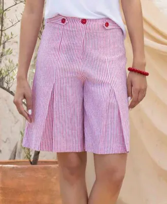 Maloka: Linen Denim Pleated Knee Length Shorts Front 1
