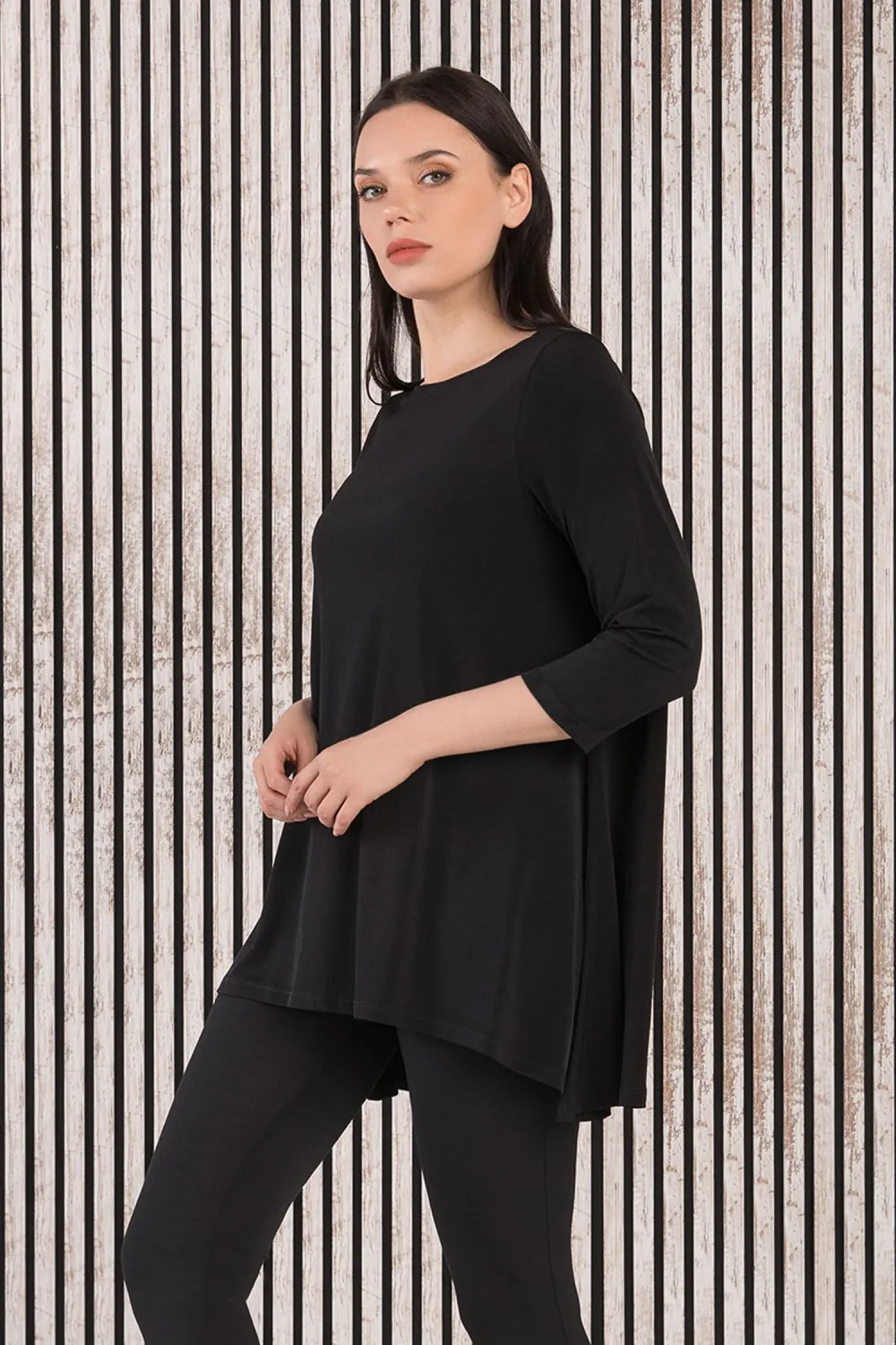 Kozan By Wild Curves: Dima Tunic In Black Vogue Side