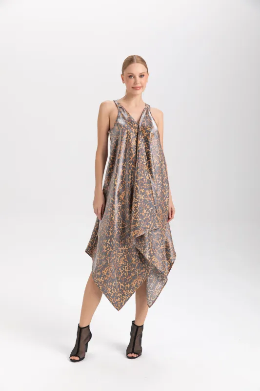 Isle Apparel By Wild Curves: Trevi Trapeze Sundress Front