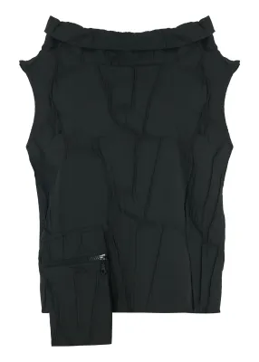 Kozan By Wild Curves:  Crinkle Aris Pocket Vest In Kuro Black Front