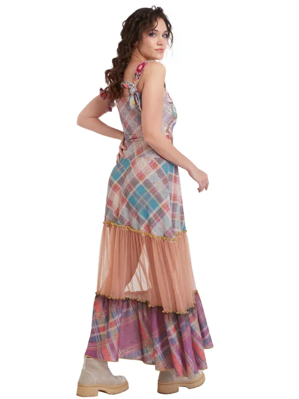 IPNG By Wild Curves: Hot Shot Crochet Illusion Dress To Skirt Back