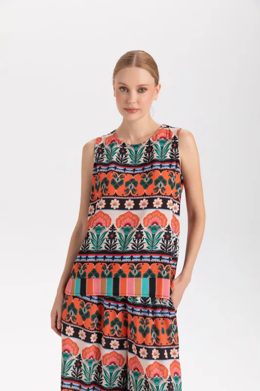 Isle Apparel By Wild Curves: Piazza Navona In Floral Art Netta Top Front