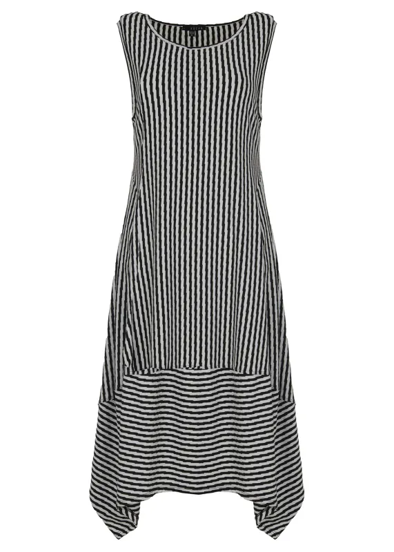Kozan by Wild Curves: Zigzag Curved Hem Didi Dress Kozan by Wild Curves: Zigzag Curved Hem Didi Dress Front