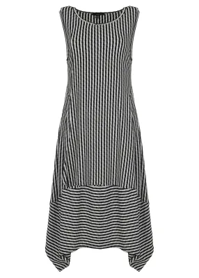 Kozan by Wild Curves: Zigzag Curved Hem Didi Dress Front
