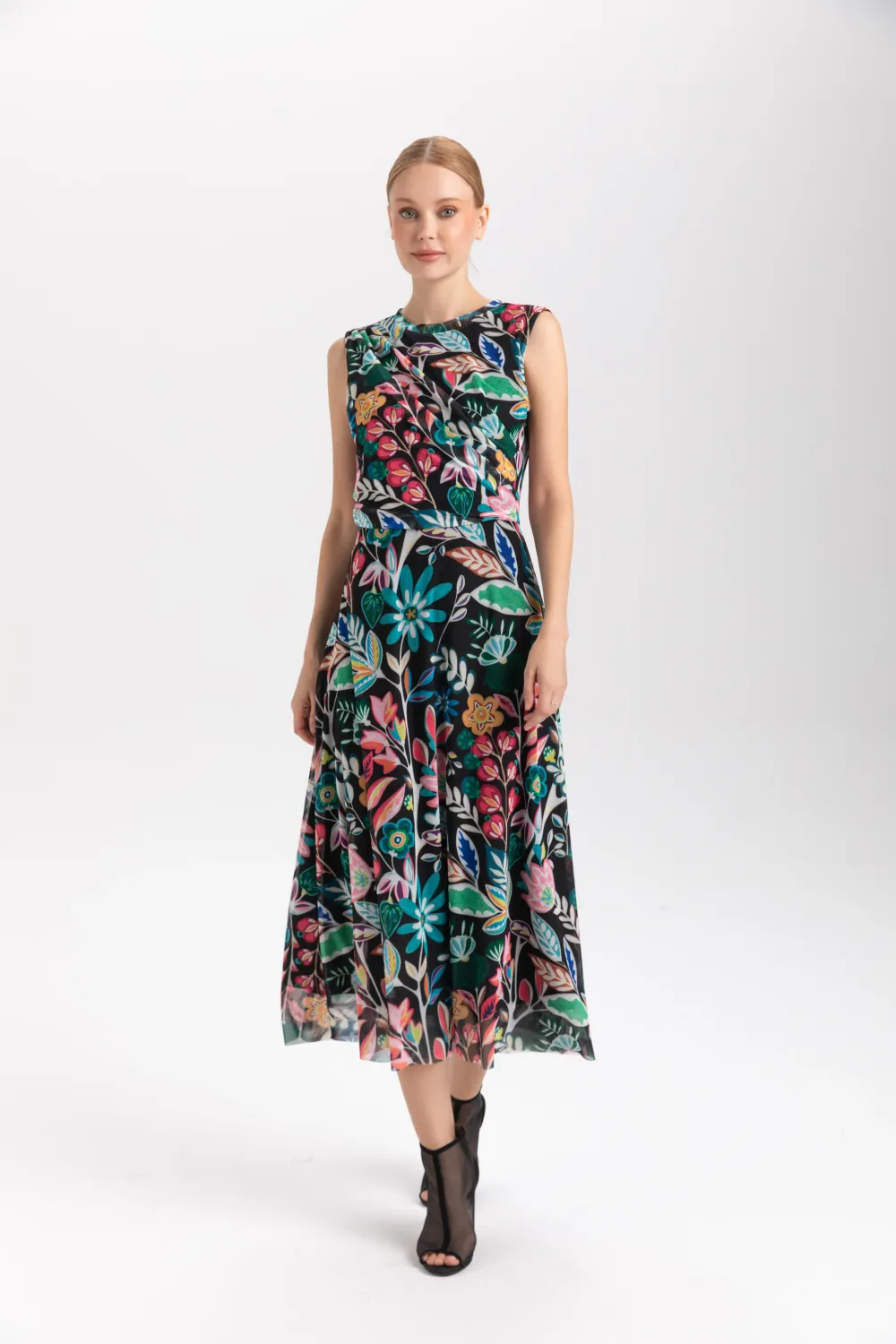 Isle Apparel By Wild Curves: Naomi Dress In Lush Leblon Florals Front