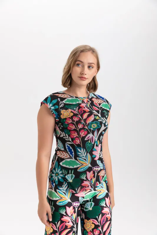 Isle Apparel By Wild Curves: Olivia Top  In Lush Leblon Florals Front 1