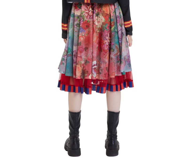 IPNG By Wild Curves: Found my Friend Dual layered Hem Illusion Skirt Back