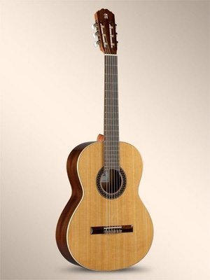 Alhambra 1C Classical guitar