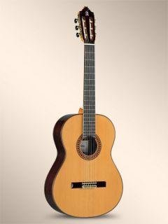 Alhambra Classical Guitar Model 8P Cedar Top
