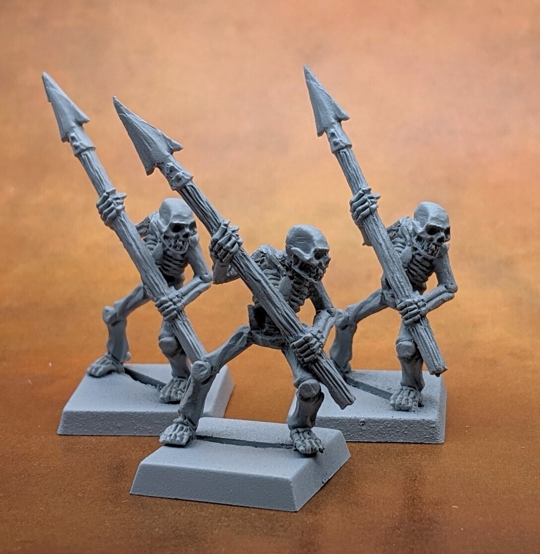 Skelliebobs with Spears D (3)