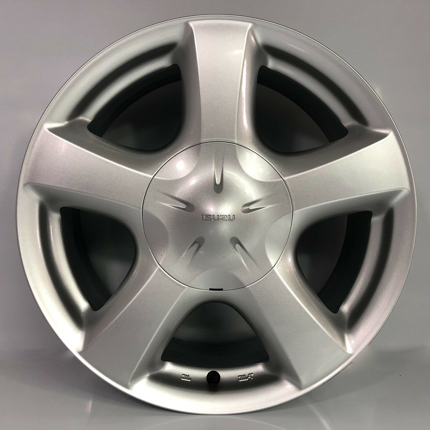 Isuzu D-Max 17"  Alloy Wheel