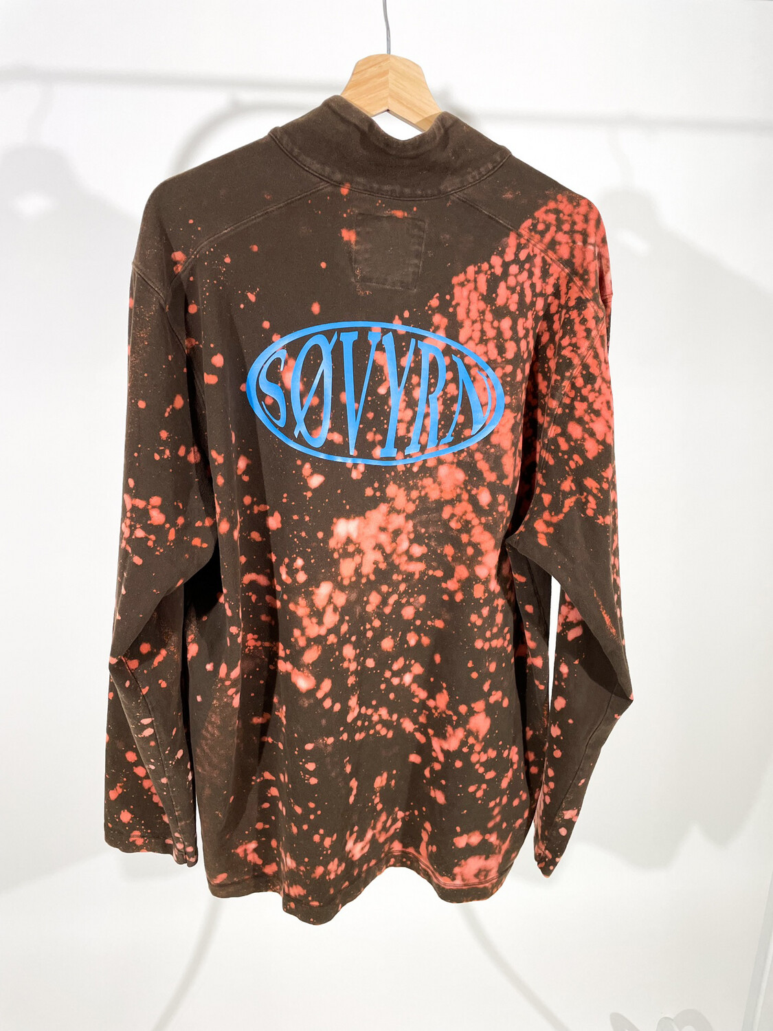 Bleached Zipper Neck Long Sleeve Sz. XL 1/1 Brown