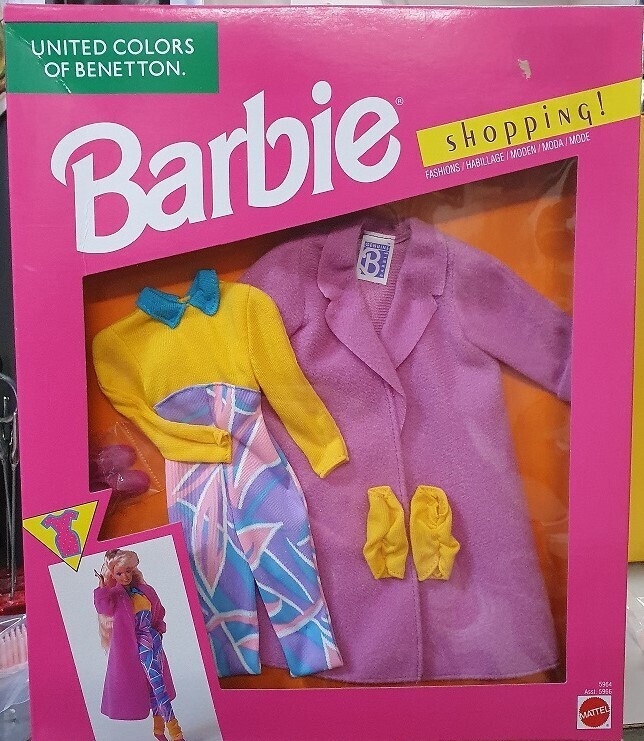 Benetton Shopping Fashion