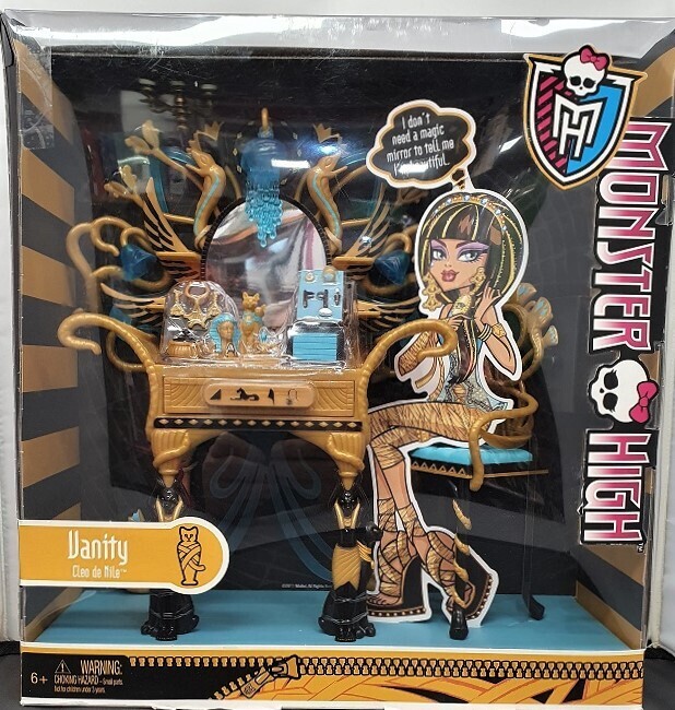 Vanity Cleo the Nile