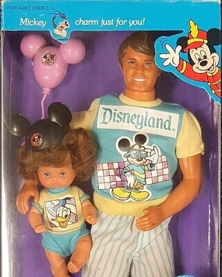 The Heart Family visits Disneyland Park