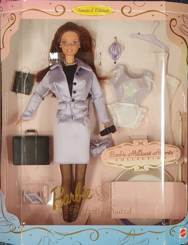 Perfectly Suited Barbie Giftset