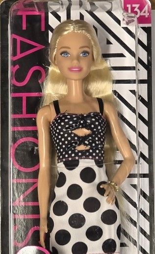 Fashionista # 134