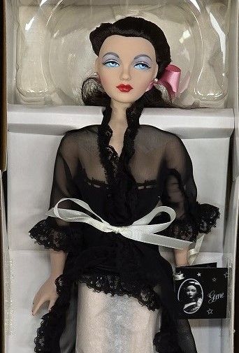 Gene Pin Up
