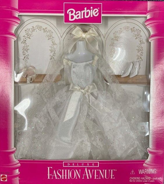 Deluxe Fashion Avenue