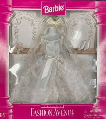 Deluxe Fashion Avenue