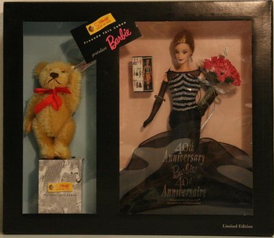 40th Anniversary Barbie &amp; Steiff Giftset