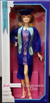 Graduation Barbie Blonde