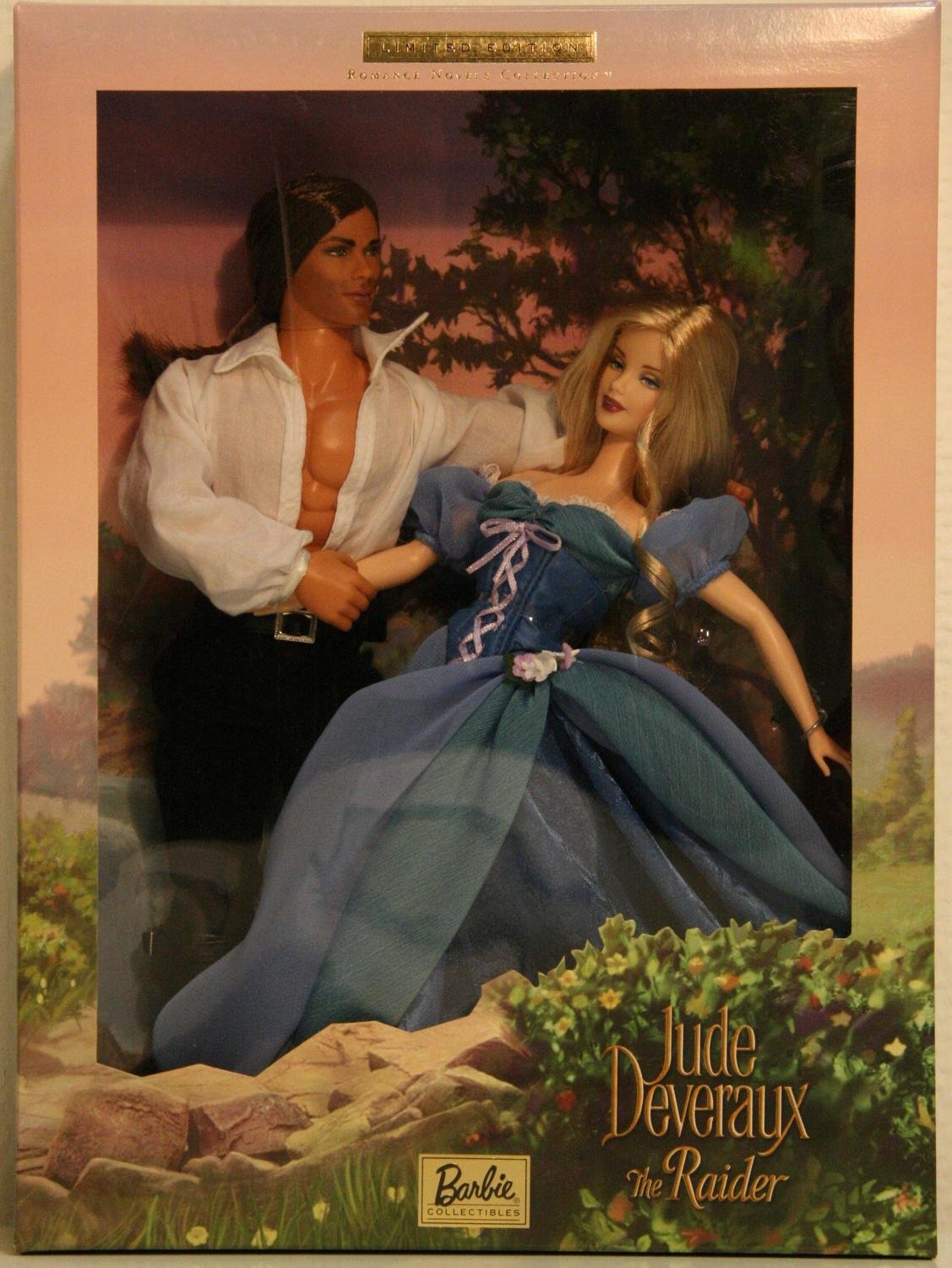 The Raider Barbie &amp; Ken Giftset