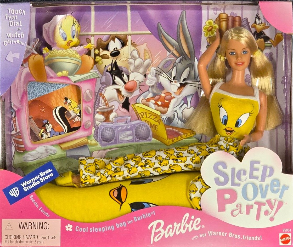 Tweety Sleep over Party