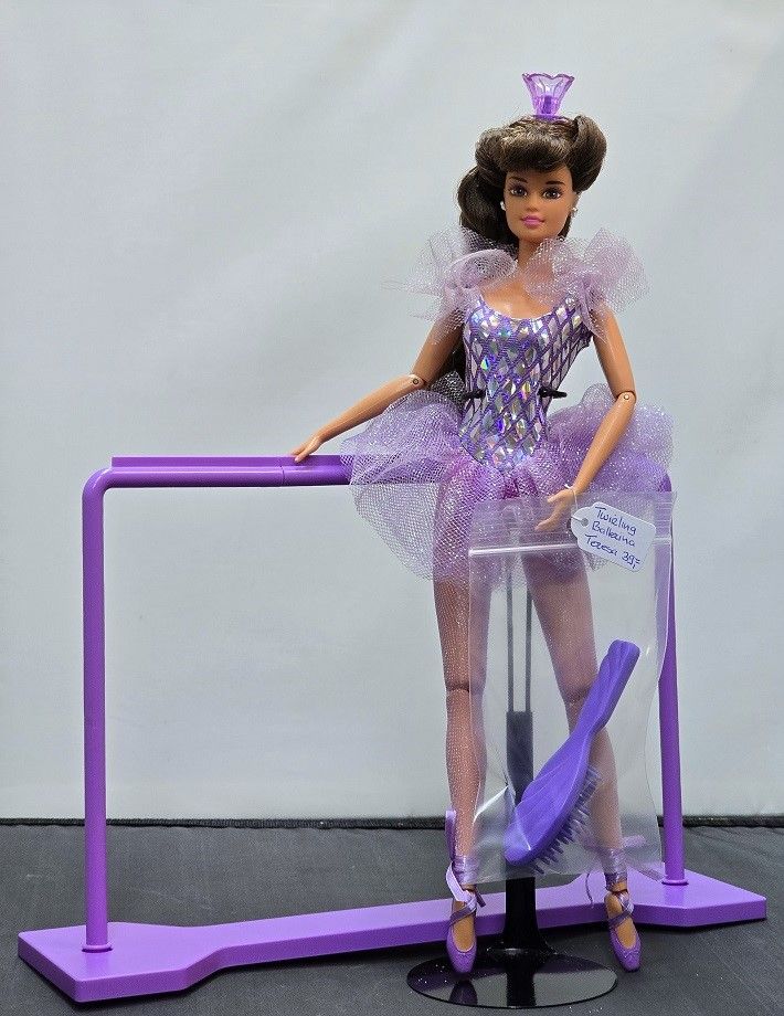 Twirling Ballerina Teresa