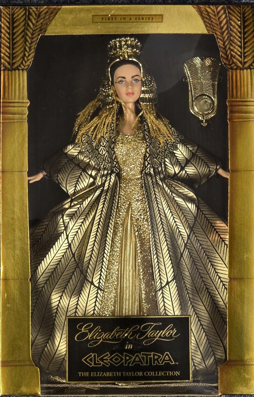 Elizabeth in Cleopatra