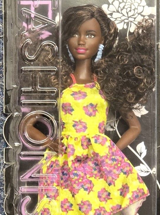 Fashionistas # 20