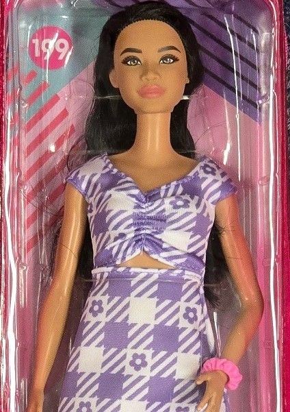 Fashionistas # 199