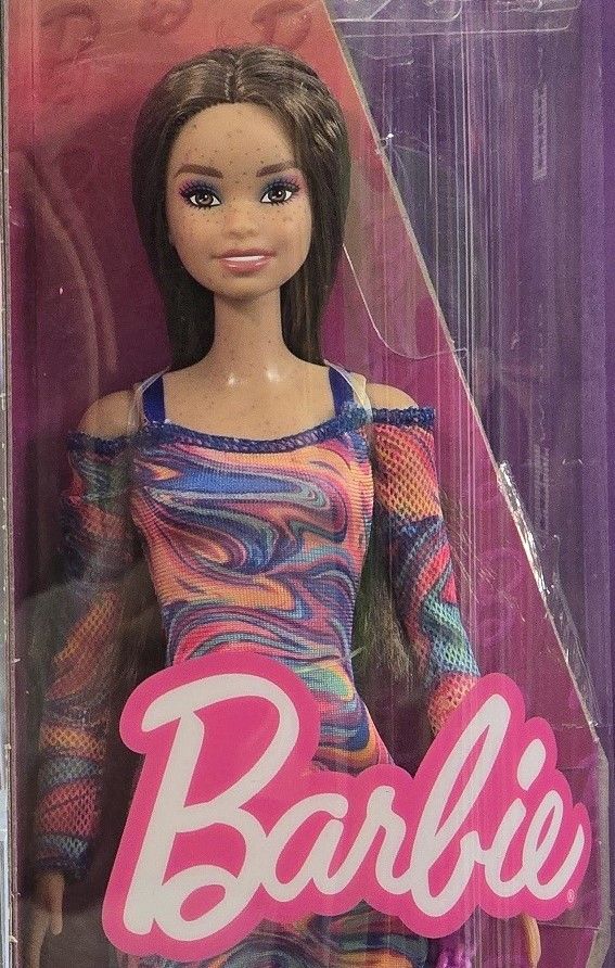 Fashionistas # 206
