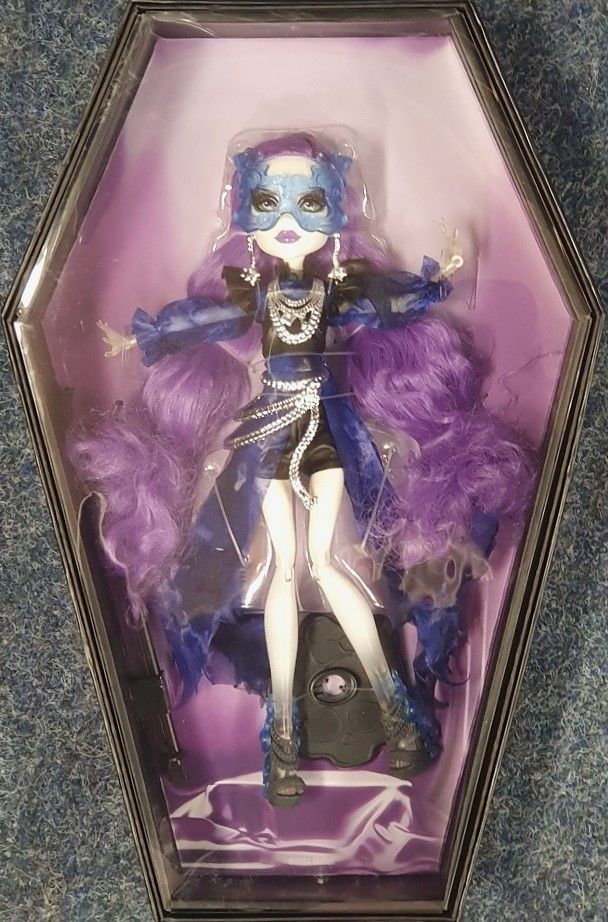Midnight Runway Spectra Vondergeist