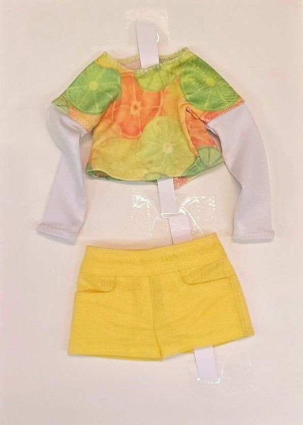 Fashion for Barbie Curvy