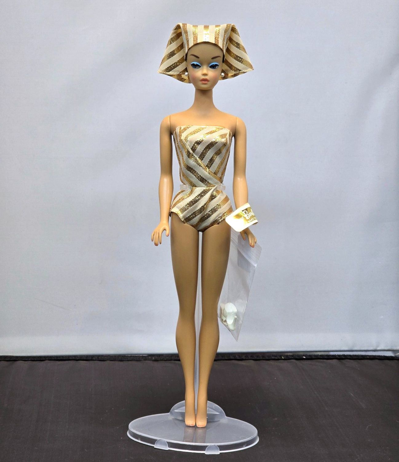 Repro Fashion Queen Barbie