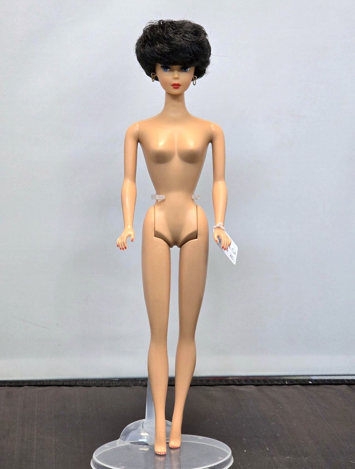 Repro Bubble Cut Barbie.