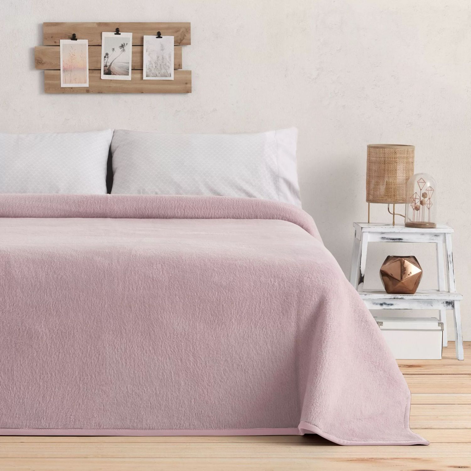 Manta MOD. LARA COLOR Manta MOD. LARA COLOR