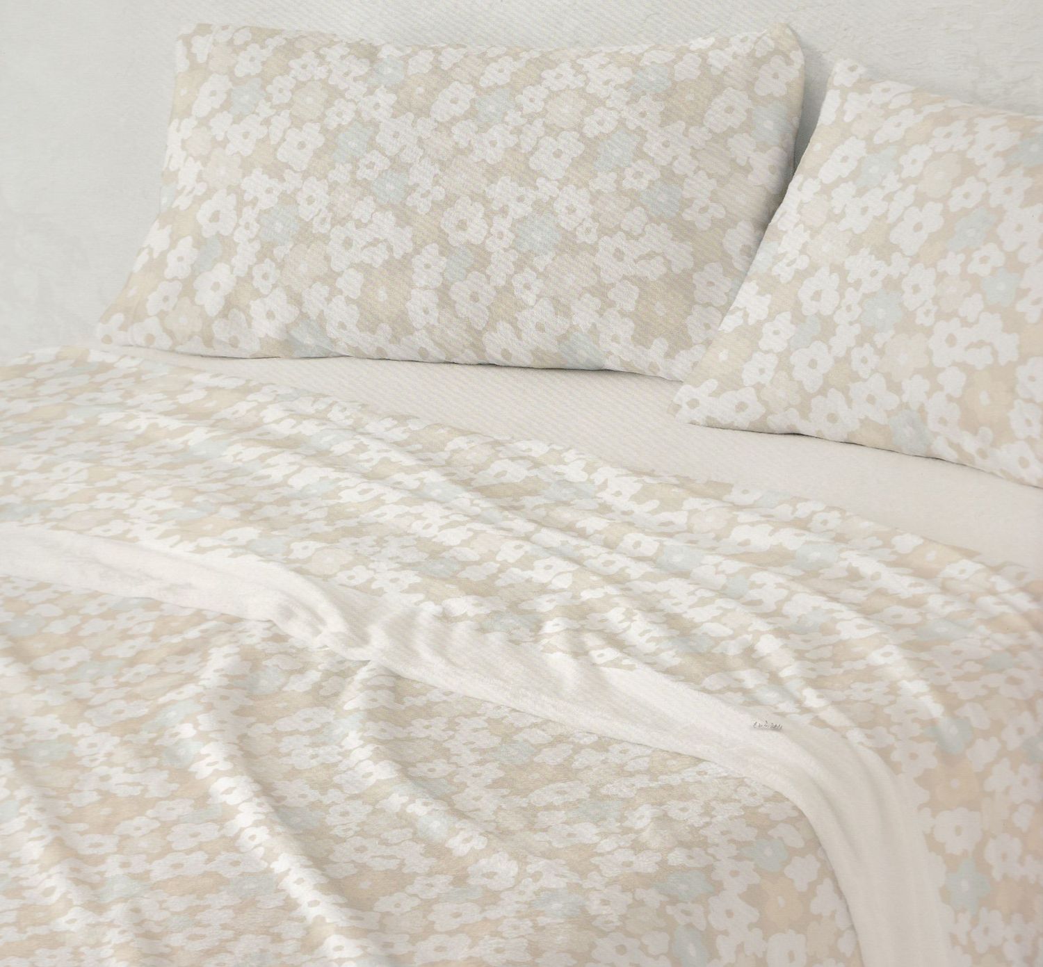 J. sabanas coralina MOD. FLOWERS 995 - 135 cm. J. sabanas coralina MOD. FLOWERS 995 - 135 cm.