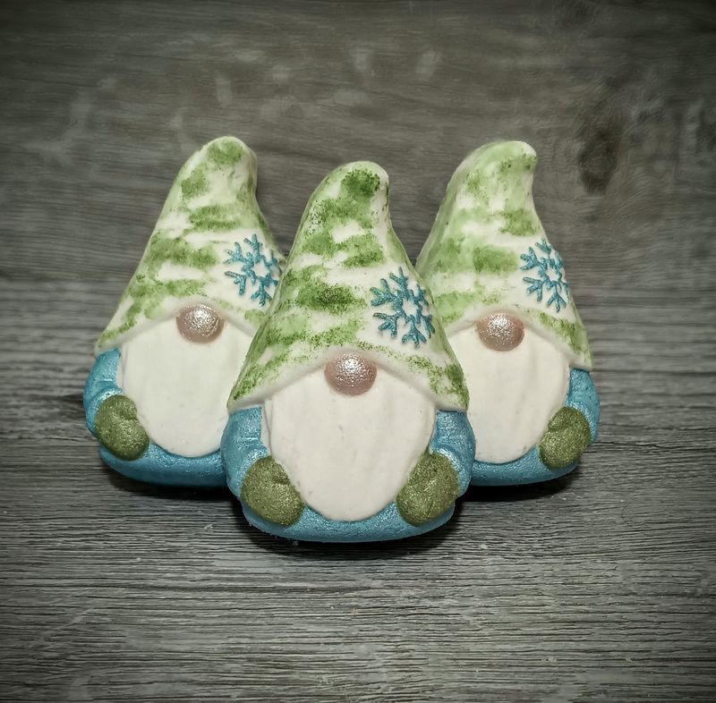 Winter Gnome Bath Bomb