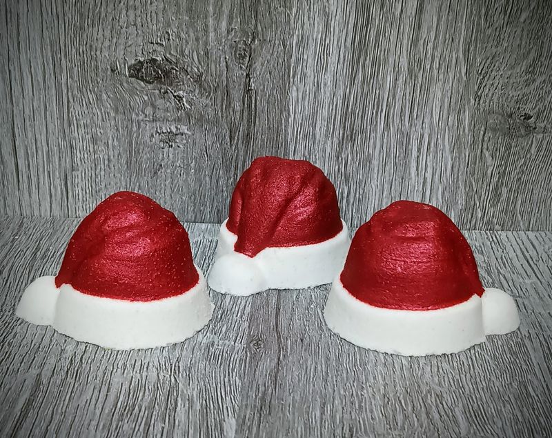 Santa Hat Bath Bomb