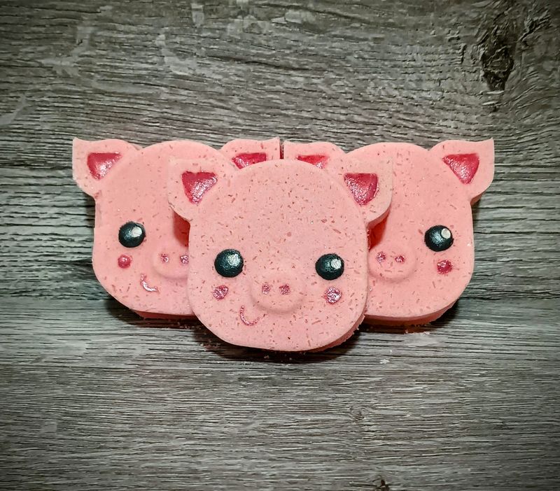 Pink Piggy Bath Bomb