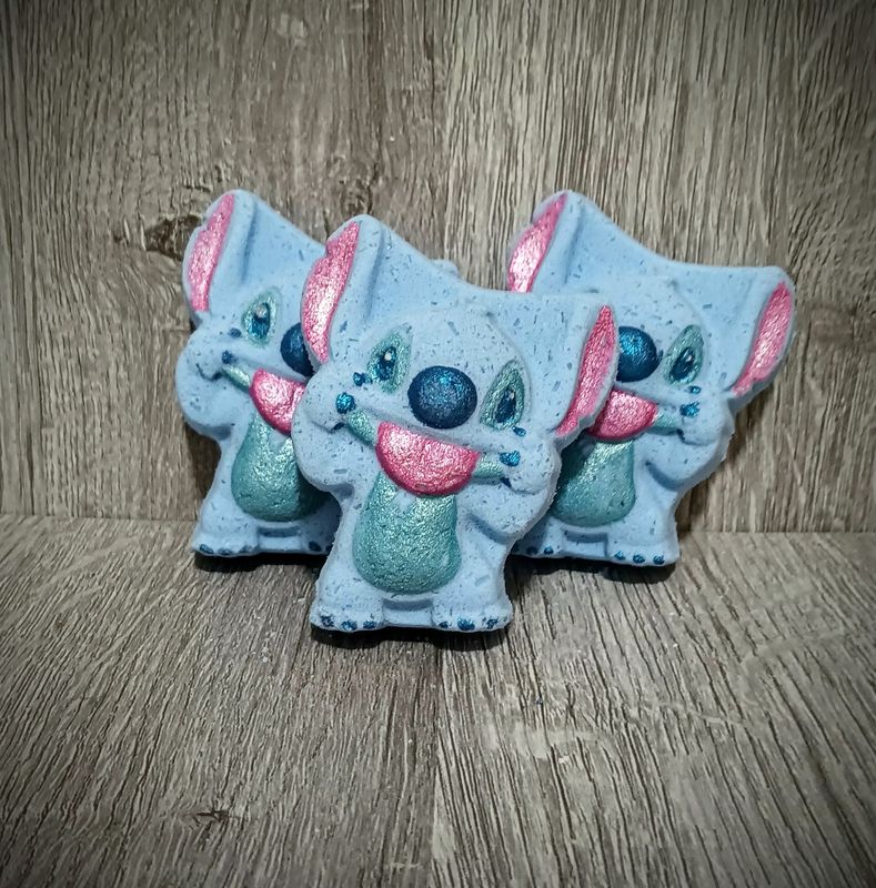 Stitch Bath Bomb