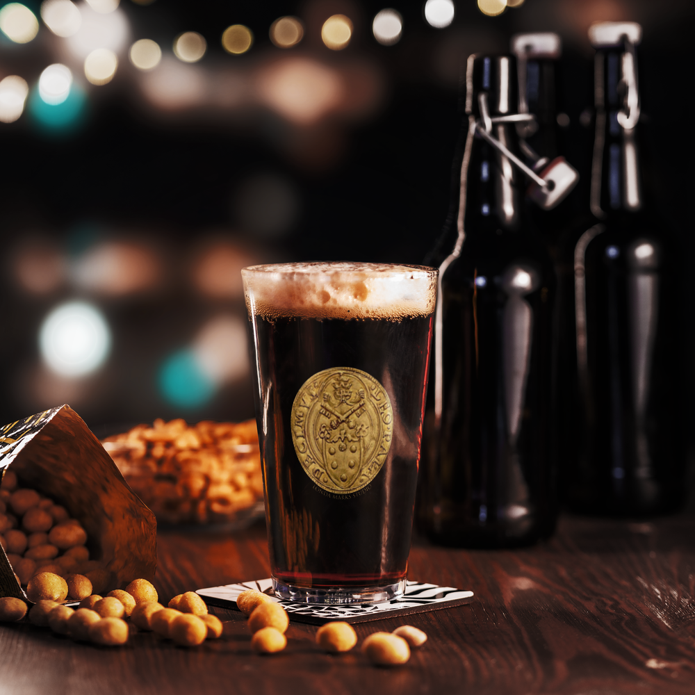 Medici Fortune Shaker Pint Glass