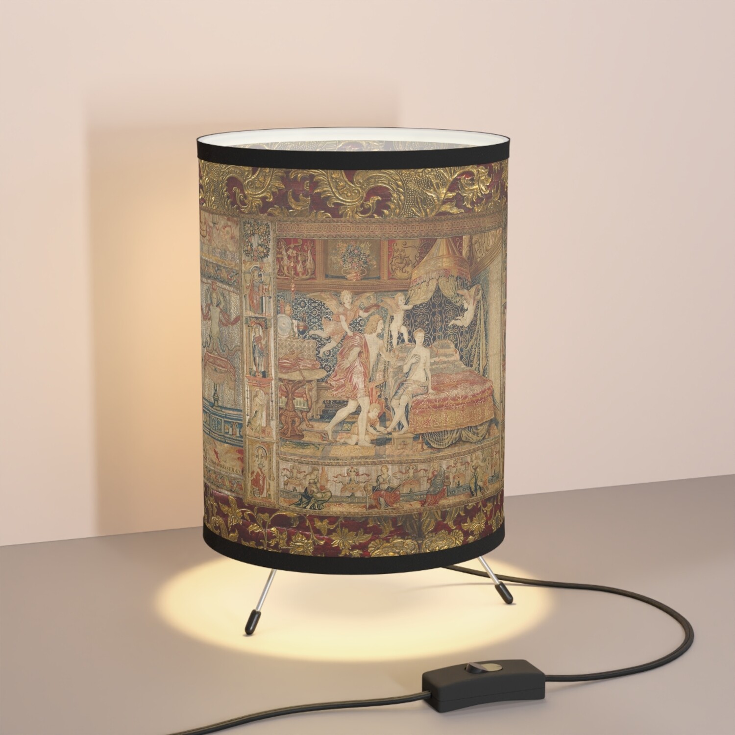 Amore, Tripod Lamp