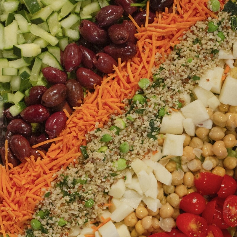 Mediterranean Salad Pan